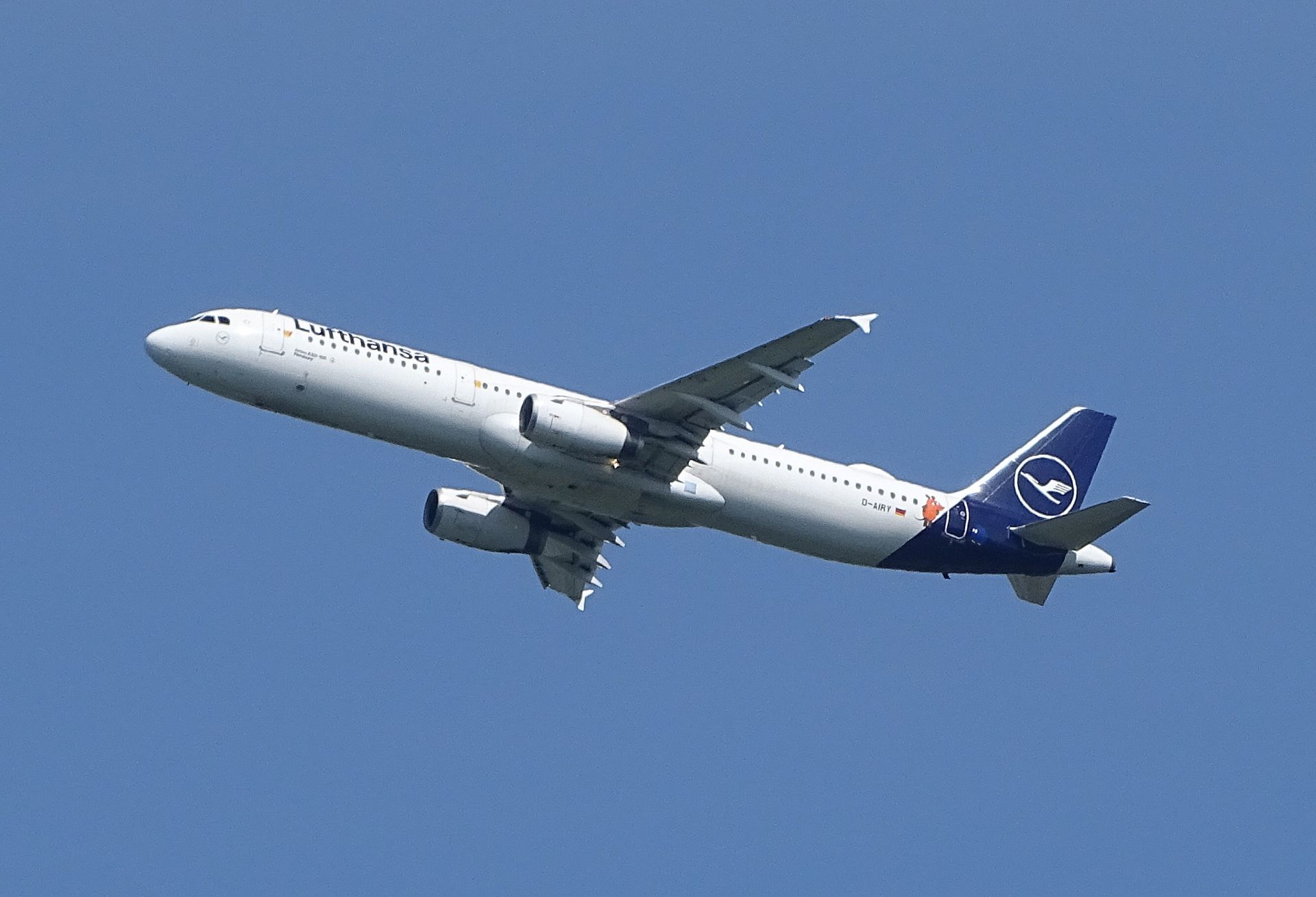 D-AIRY Airbus A321-131